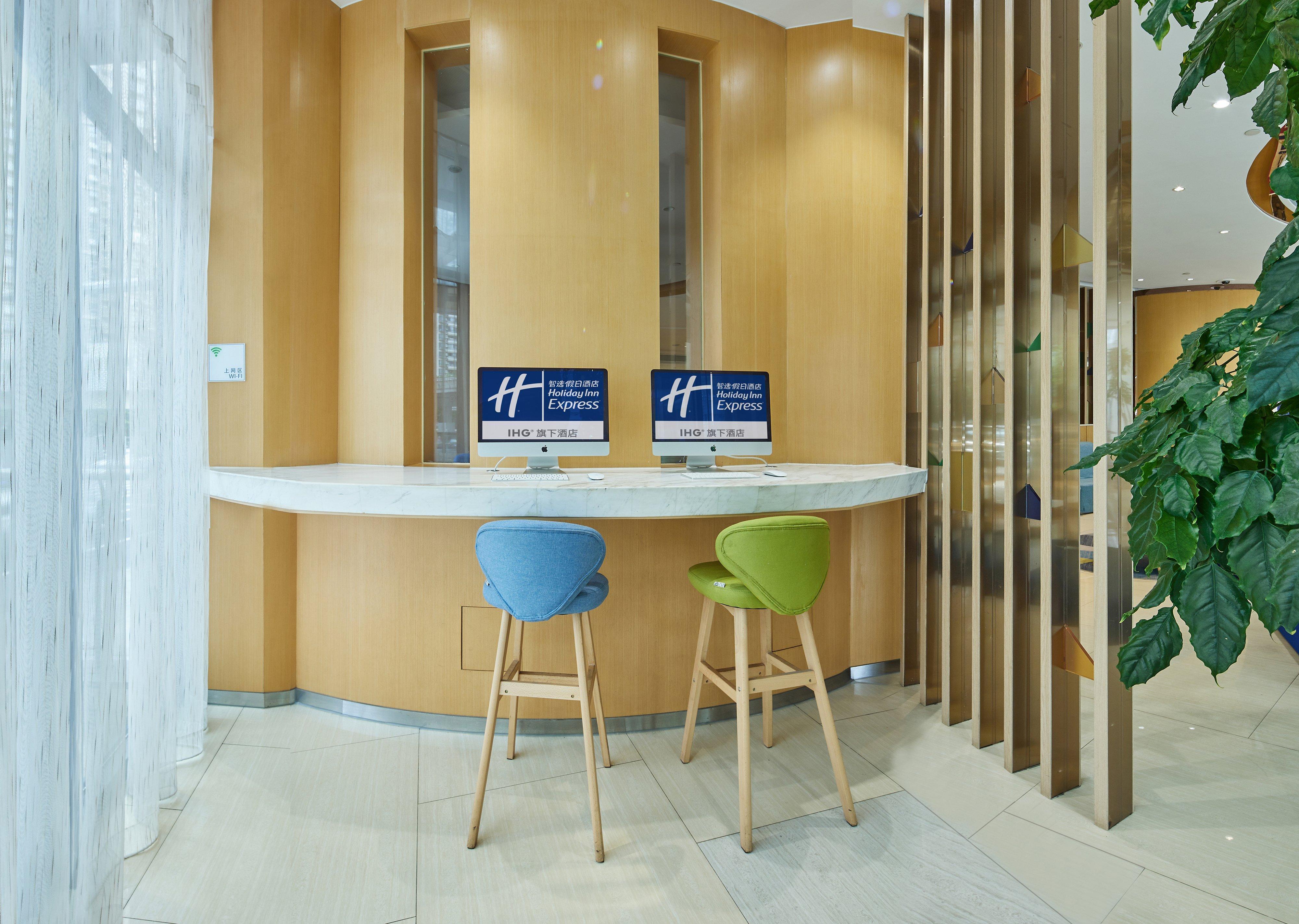 Holiday Inn Express Shanghai Zhenping By Ihg Exterior foto