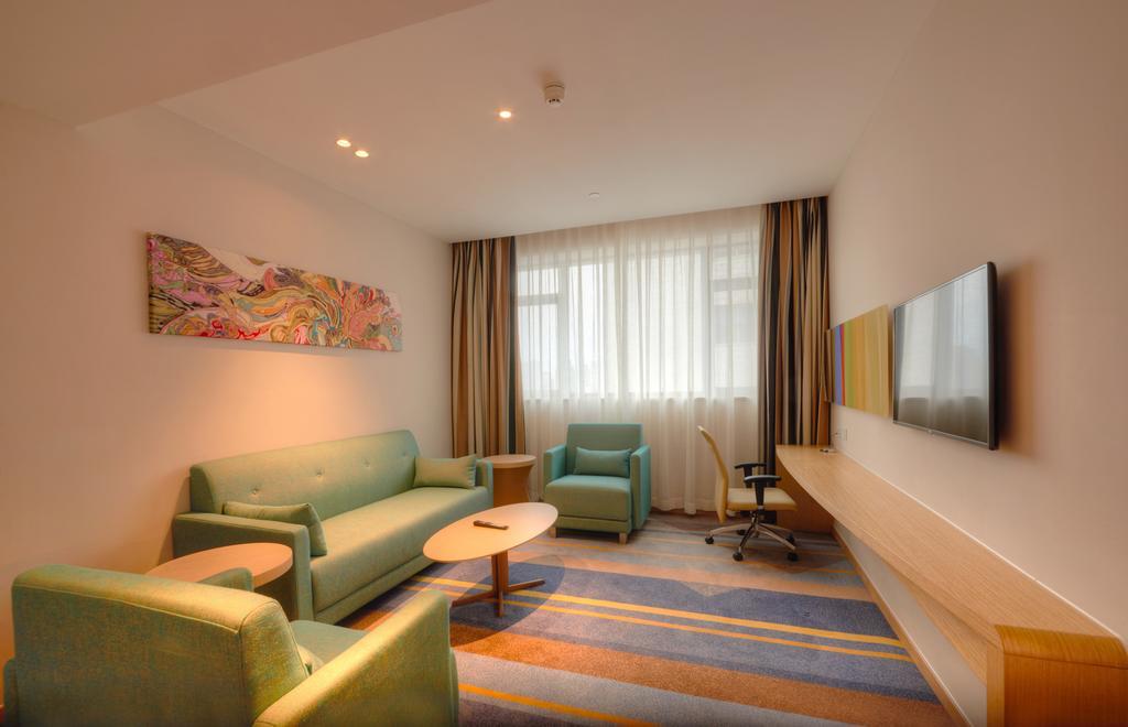 Holiday Inn Express Shanghai Zhenping By Ihg Exterior foto