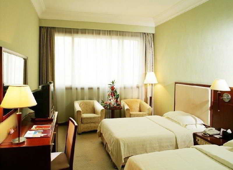 Holiday Inn Express Shanghai Zhenping By Ihg Exterior foto